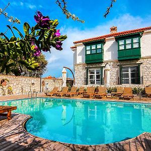 Alacati Boreas Hotel